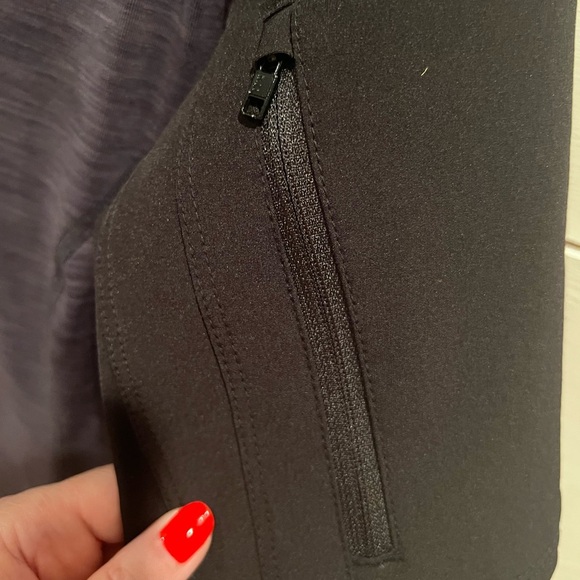 5.11 Tactical Women’s Black and Gray Quarter Zip Pullover Jacket, Medium, EUC - Picture 7 of 8